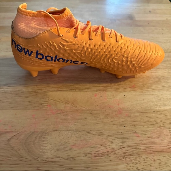 New Balance Clears  Soccer Tekela